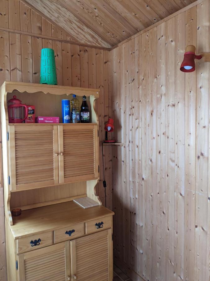 Au Petit Chalet D'Illiers Combray - Salle D'Eau Uniquement Екстериор снимка
