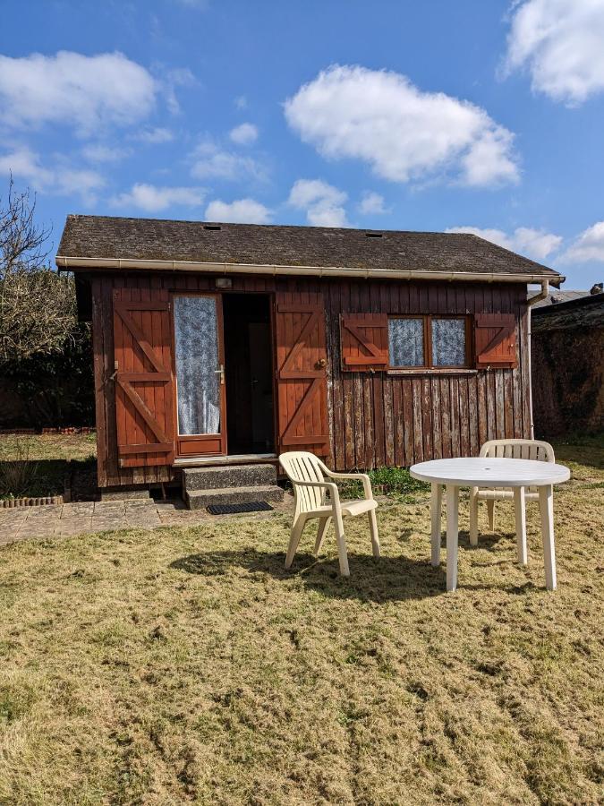 Au Petit Chalet D'Illiers Combray - Salle D'Eau Uniquement Екстериор снимка