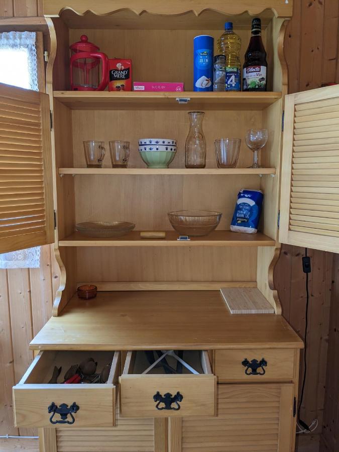 Au Petit Chalet D'Illiers Combray - Salle D'Eau Uniquement Екстериор снимка