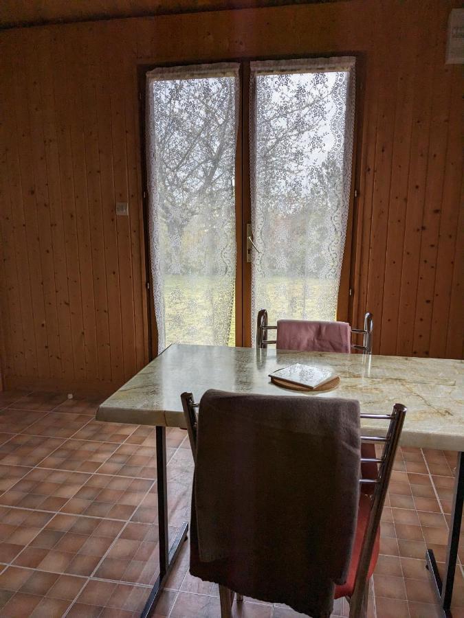 Au Petit Chalet D'Illiers Combray - Salle D'Eau Uniquement Екстериор снимка