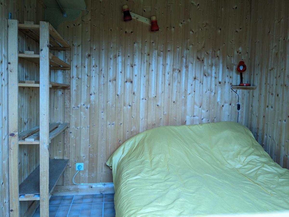 Au Petit Chalet D'Illiers Combray - Salle D'Eau Uniquement Екстериор снимка